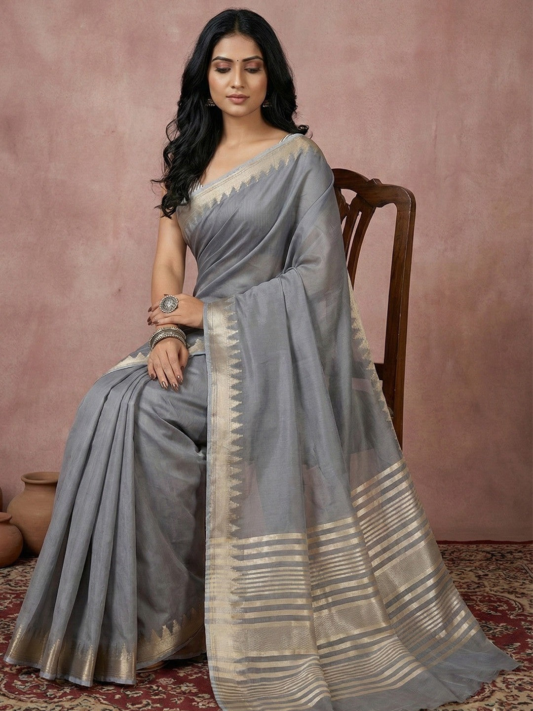 Delicate Grey Stripe Pattern Woven Cotton Silk Saree With Subtle Artisan Weave - Image 3