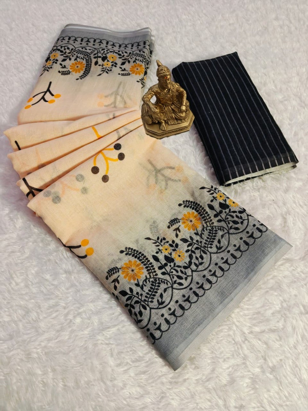Graceful Cream Floral Print Linen Saree with Delicately Designed Beautiful Border - Image 3