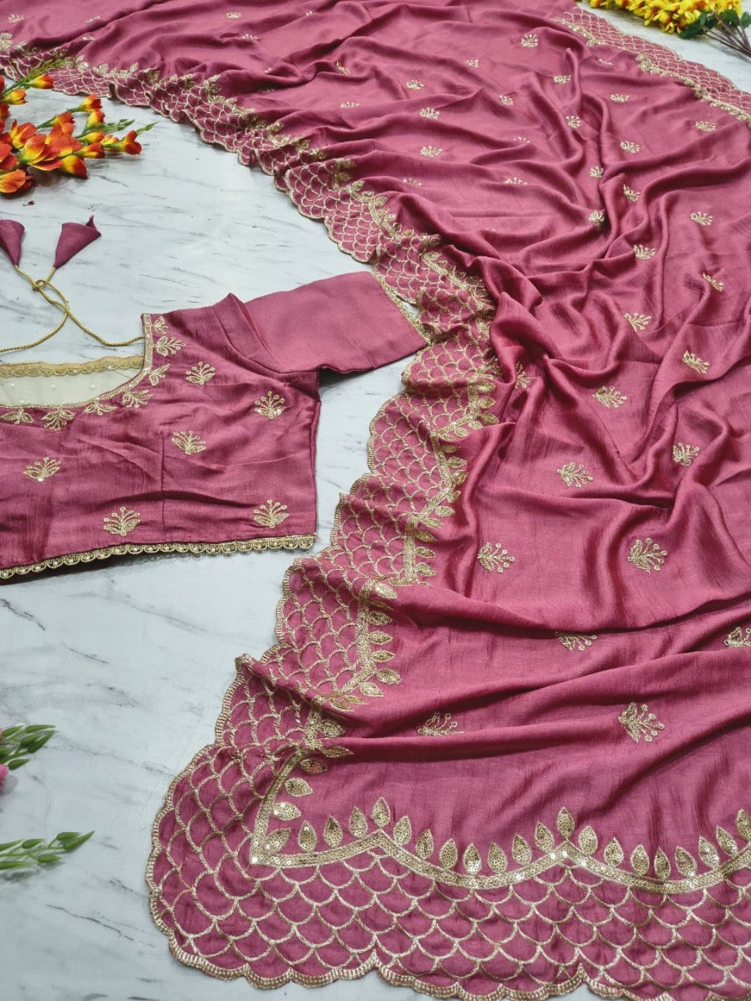 Pink Floral Design Vichitra Silk Saree Featuring Intricate Thread & Sequins Embroidery - Image 4