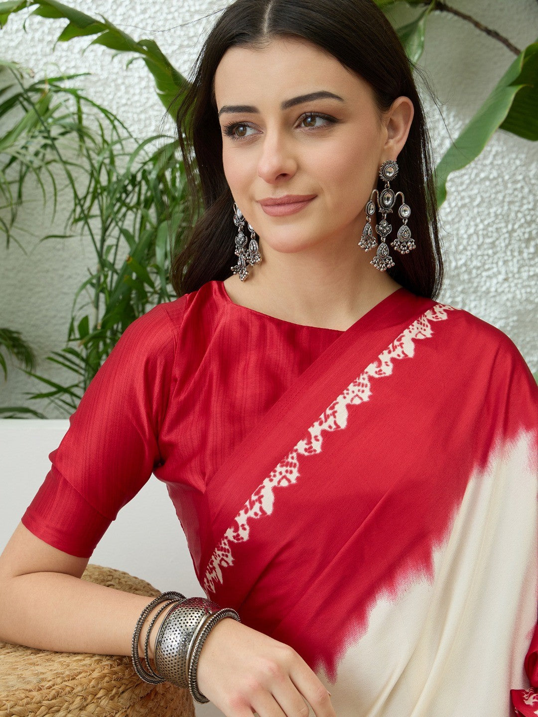 Classic Red Bandhani Printed Satin Ombre Saree With A Beautifully Finished Tassel Pallu - Image 3