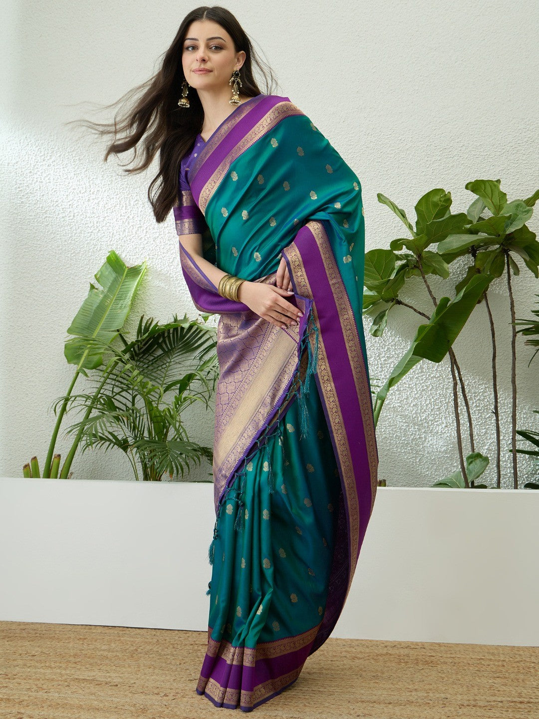 Traditional Teal Floral Zari Weaving Banarasi Silk Saree With Statement Tassel Pallu - Image 2