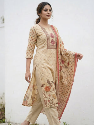 Comfortable Peach Pure Cotton Straight Fit Printed Salwar Suit Set for Everyday Ethnic Styling - Image 1