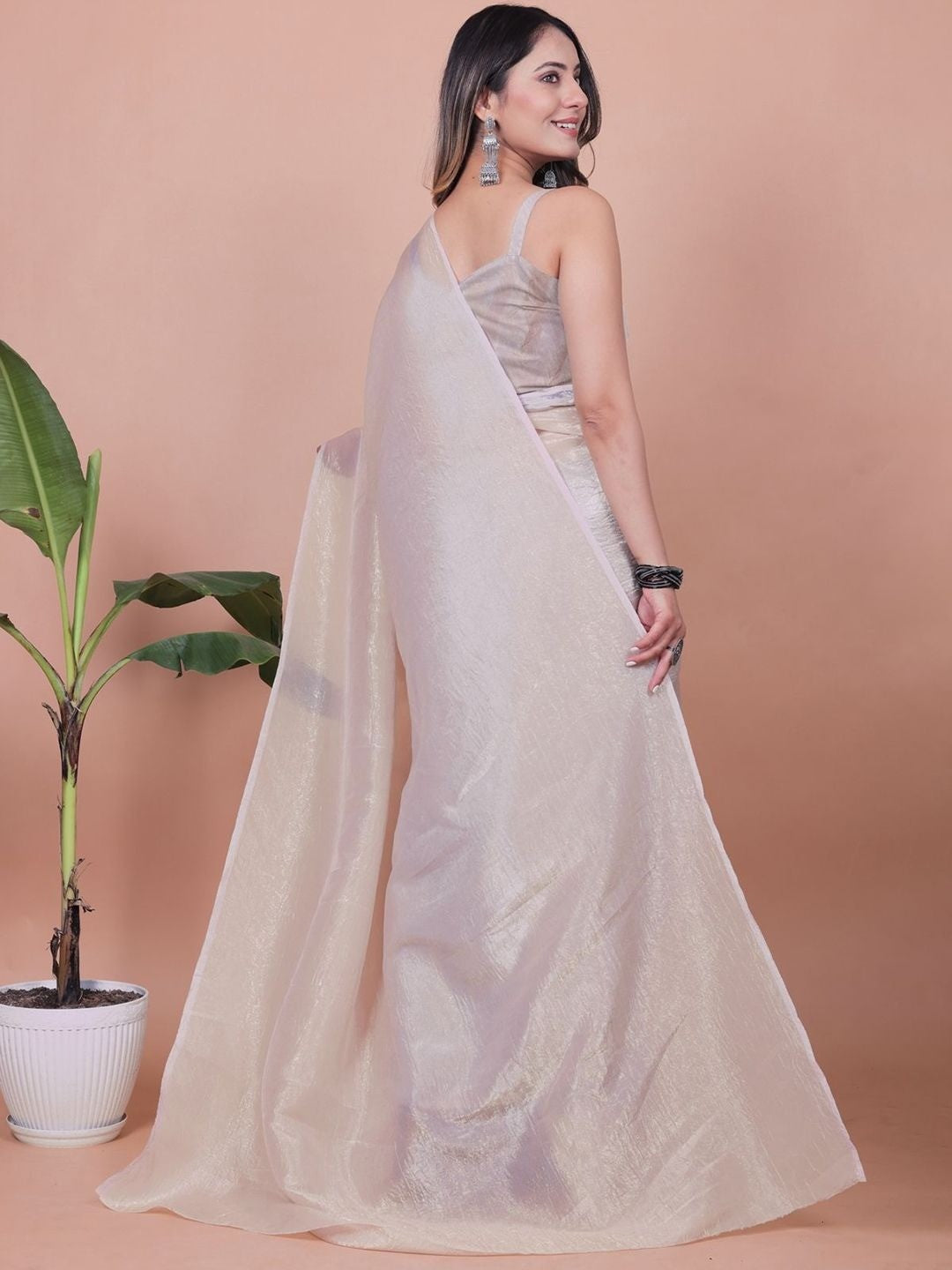 Beige Solid Chiffon Saree Perfect for Parties & Festive Occasions - Image 5