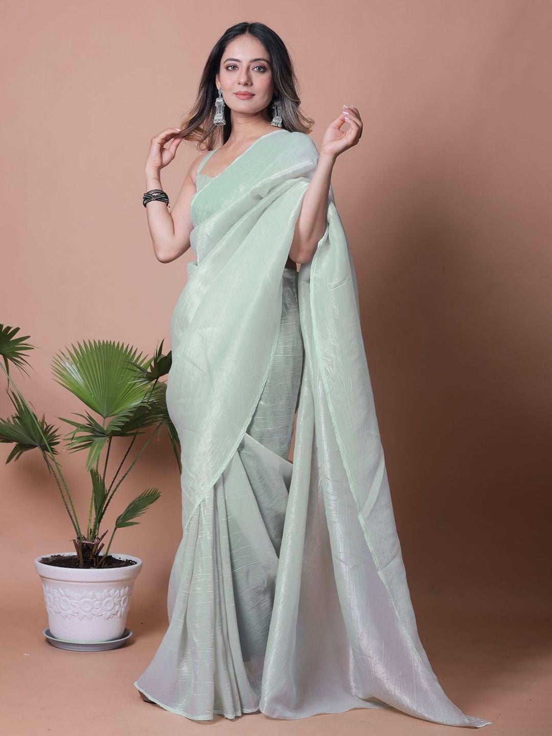 Mint Green Solid Chiffon Saree Perfect for Parties & Festive Occasions - Image 5