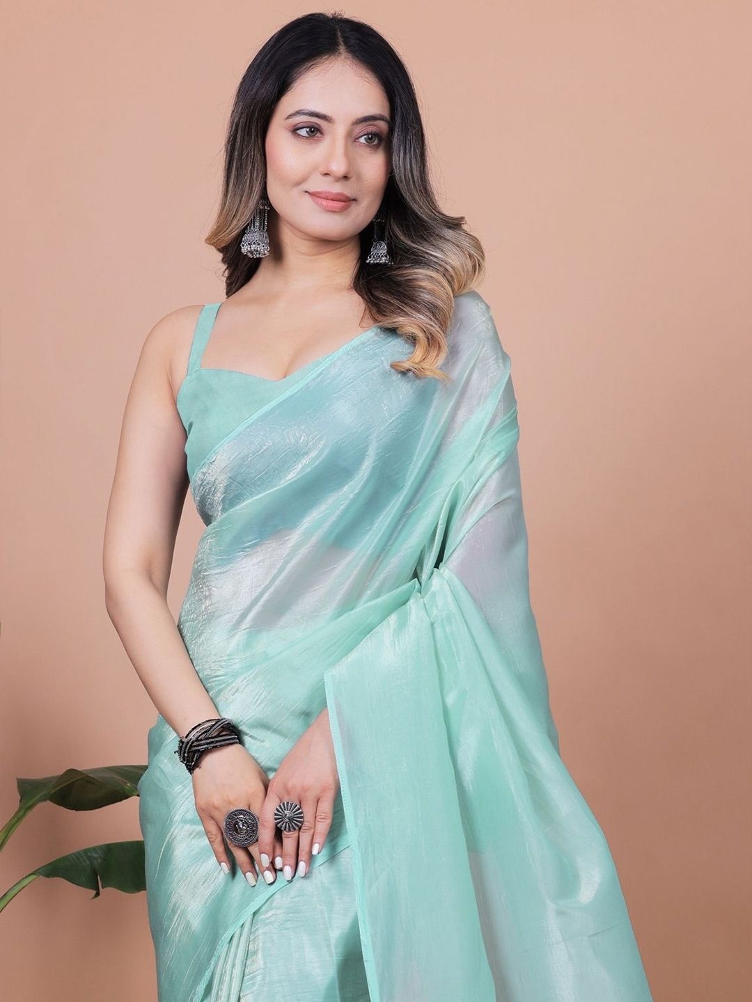 Sea Green Solid Chiffon Saree Perfect for Parties & Festive Occasions - Image 2