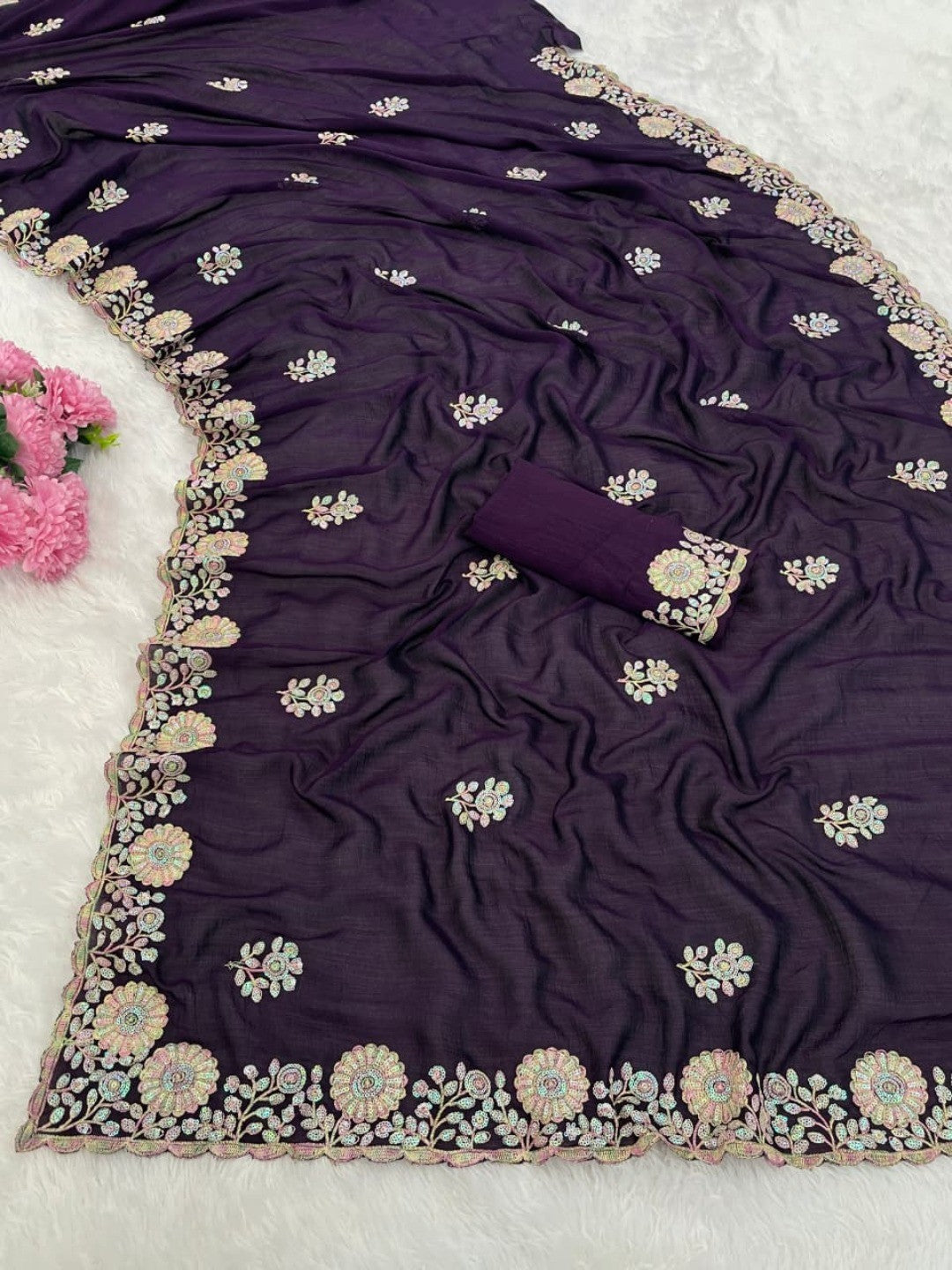 Luxurious Purple Floral Vichitra Silk Saree Embellished With Thread Embroidery & Sequins Work - Image 3