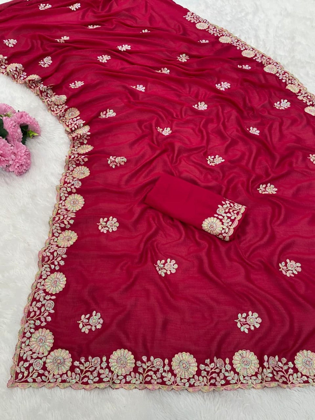 Luxurious Pink Floral Vichitra Silk Saree Embellished With Thread Embroidery & Sequins Work - Image 9