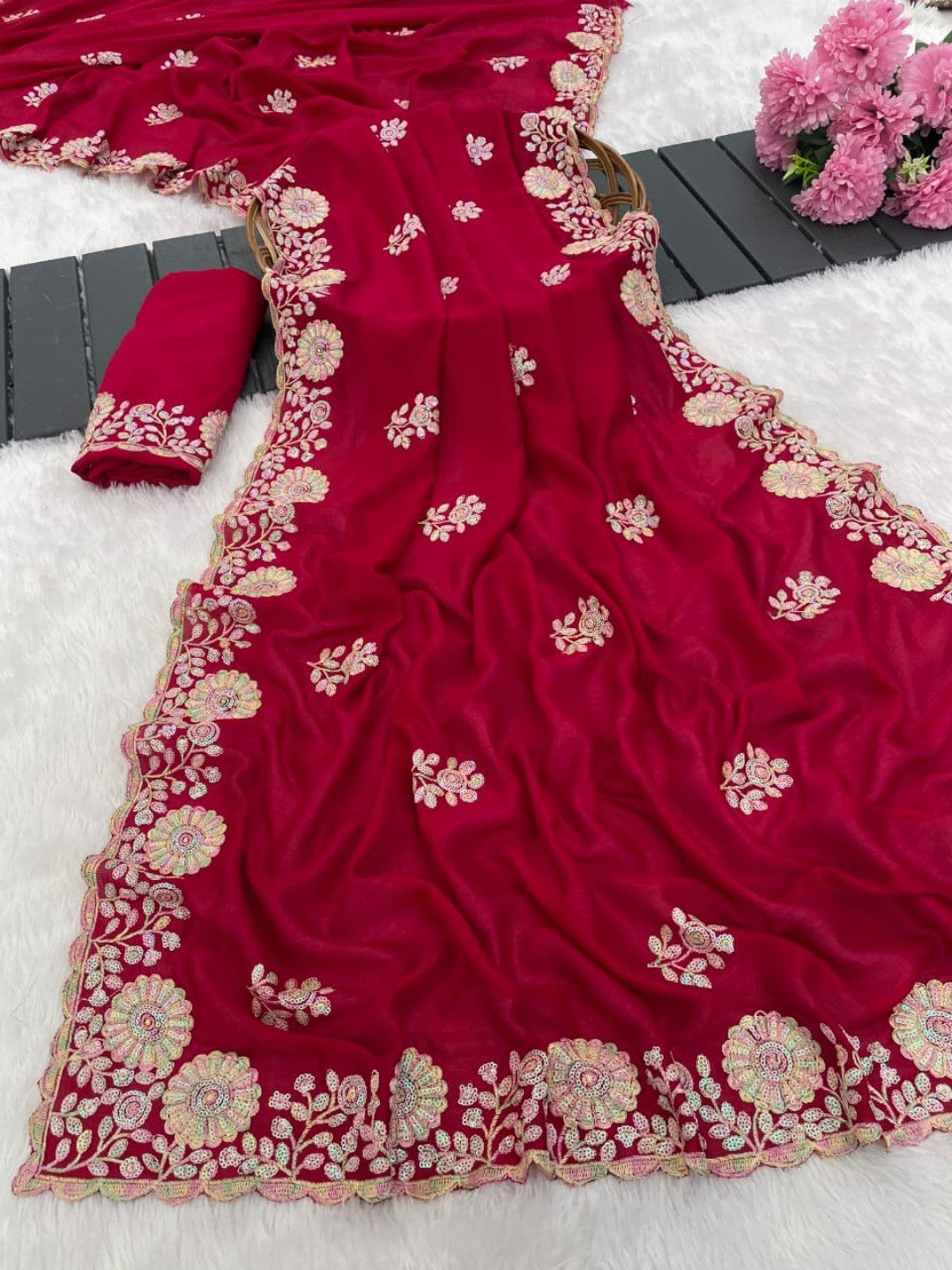 Luxurious Pink Floral Vichitra Silk Saree Embellished With Thread Embroidery & Sequins Work - Image 9