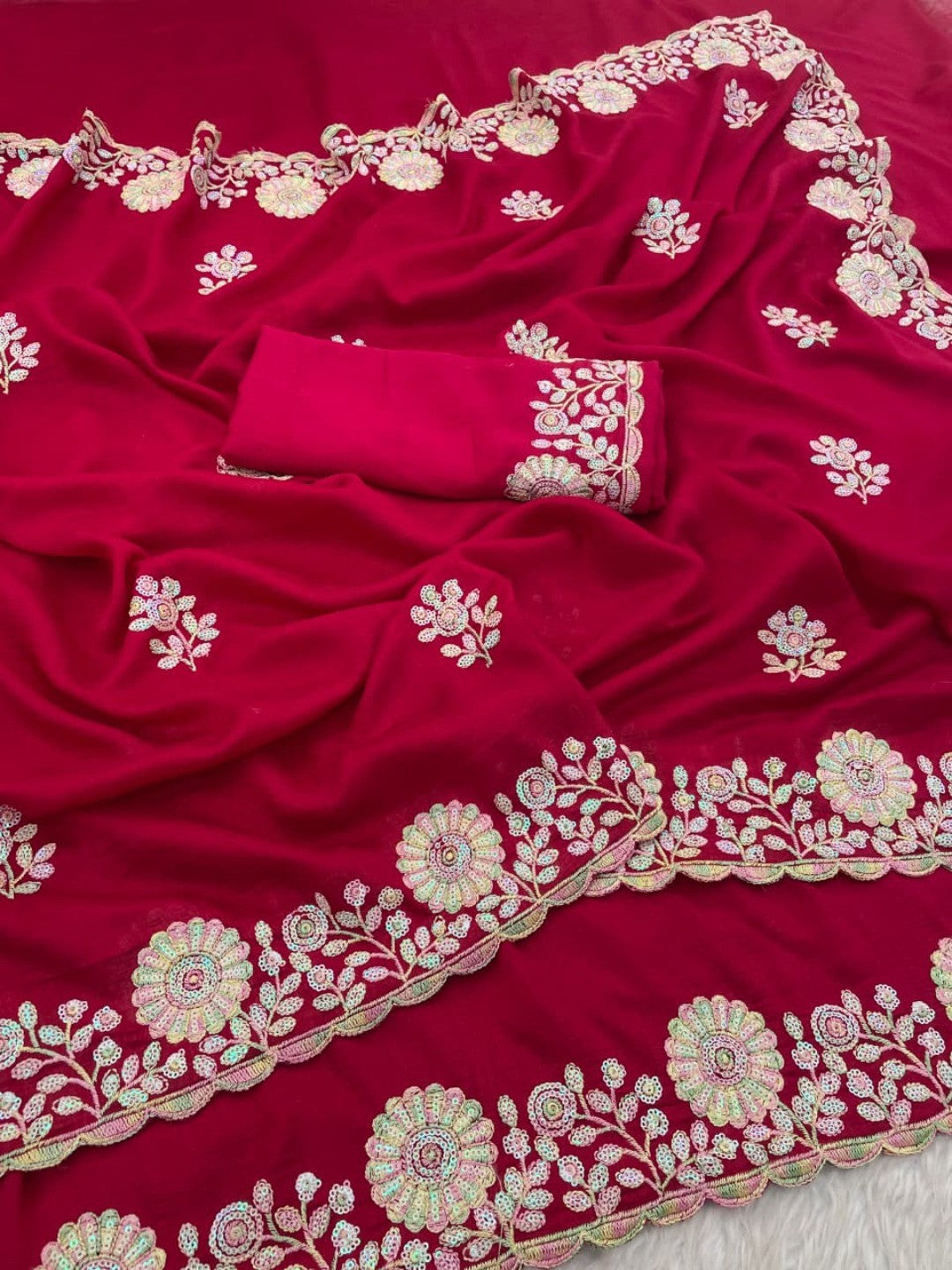 Luxurious Pink Floral Vichitra Silk Saree Embellished With Thread Embroidery & Sequins Work - Image 6