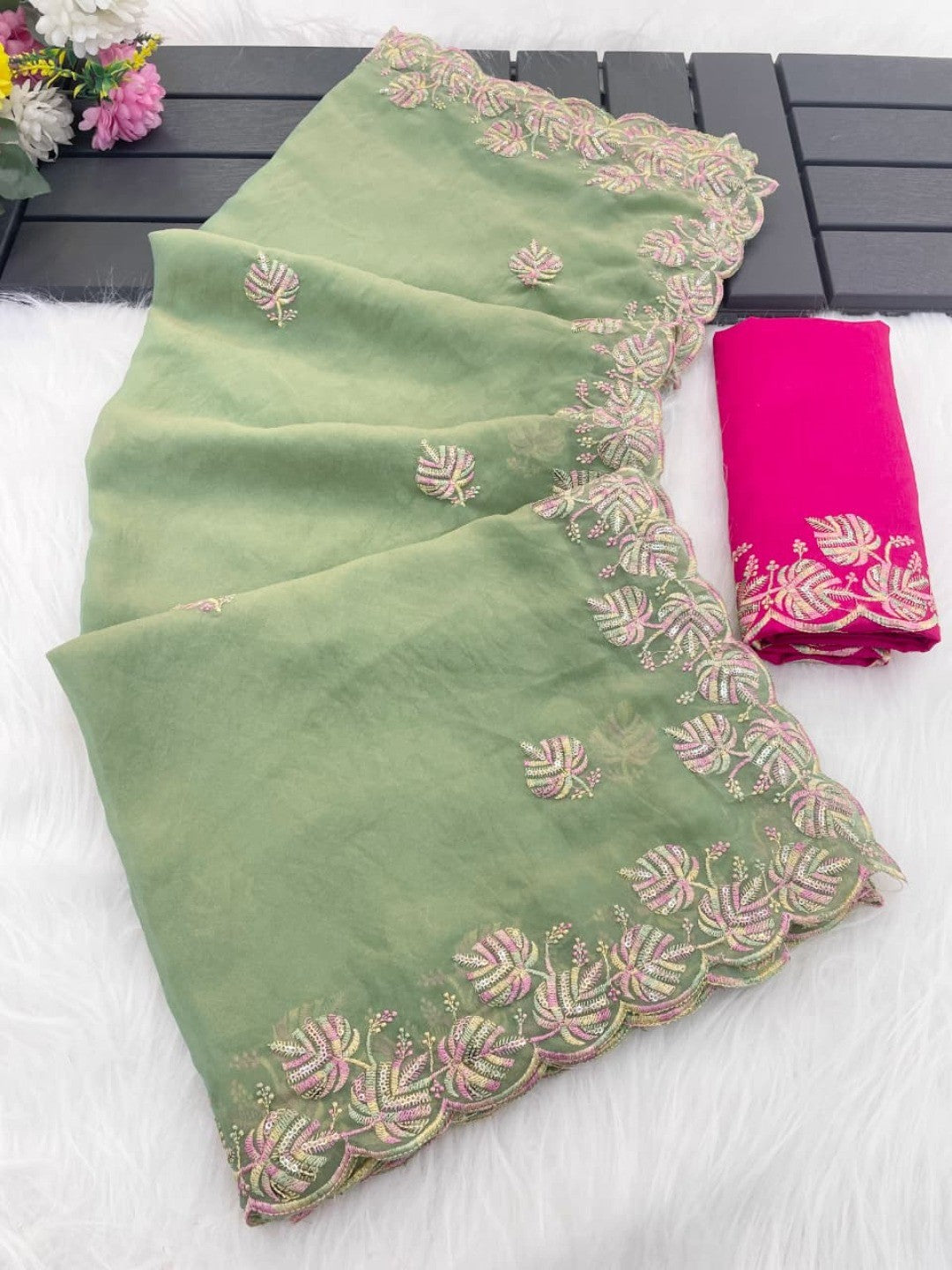Charming Green Floral Silk Blend Saree Enhanced With Thread Embroidery & Subtle Sequins Work - Image 9