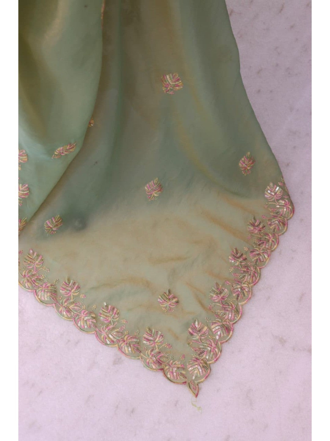 Charming Green Floral Silk Blend Saree Enhanced With Thread Embroidery & Subtle Sequins Work - Image 7