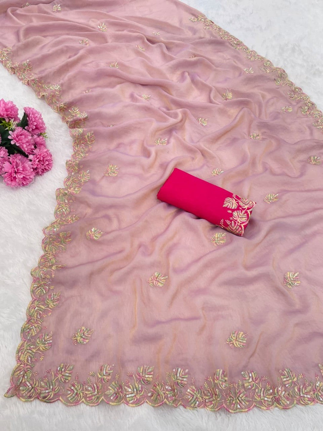 Charming Light Lavender Floral Silk Blend Saree Enhanced With Thread Embroidery & Subtle Sequin Work - Image 3