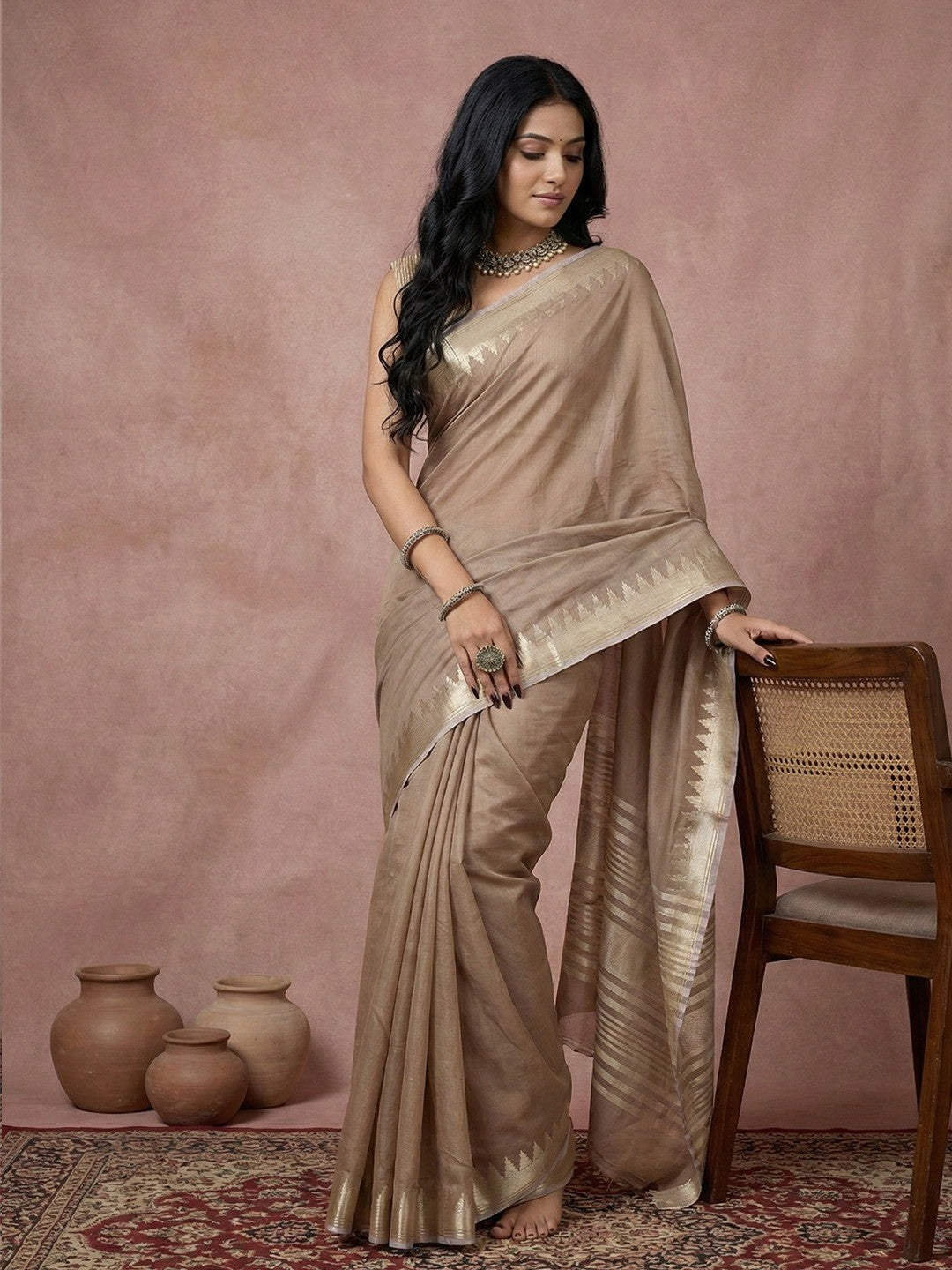 Delicate Beige Stripe Pattern Woven Cotton Silk Saree With Subtle Artisan Weave - Image 3