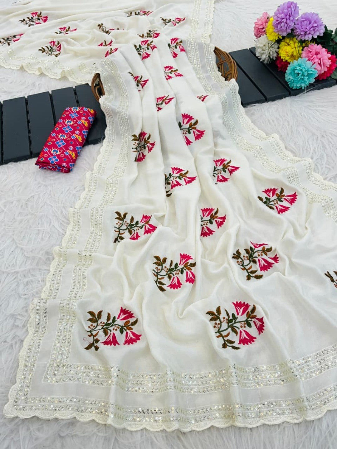 Offwhite Vichitra Silk Saree with Artistic Floral Embroidery and Rich Silk Texture - Image 6
