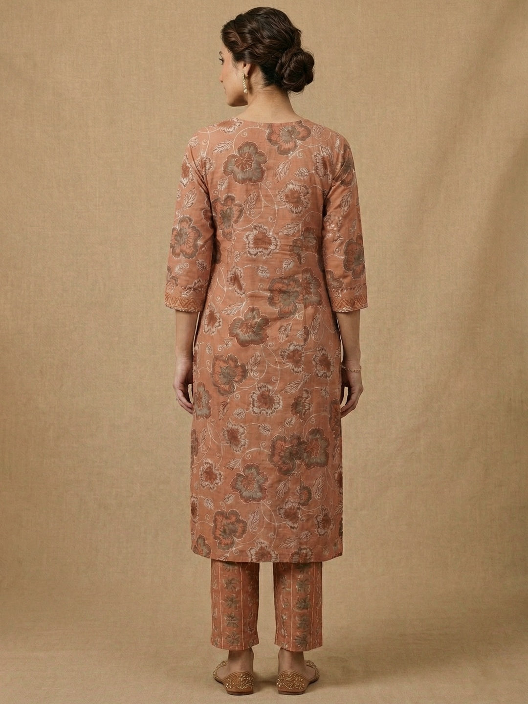 Peach Floral Printed Pure Cotton Salwar Suit with Dupatta for Timeless Ethnic Elegance - Image 4
