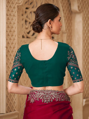 Deep Pink Georgette Saree Featuring Detailed Embroidered Border - Image 2