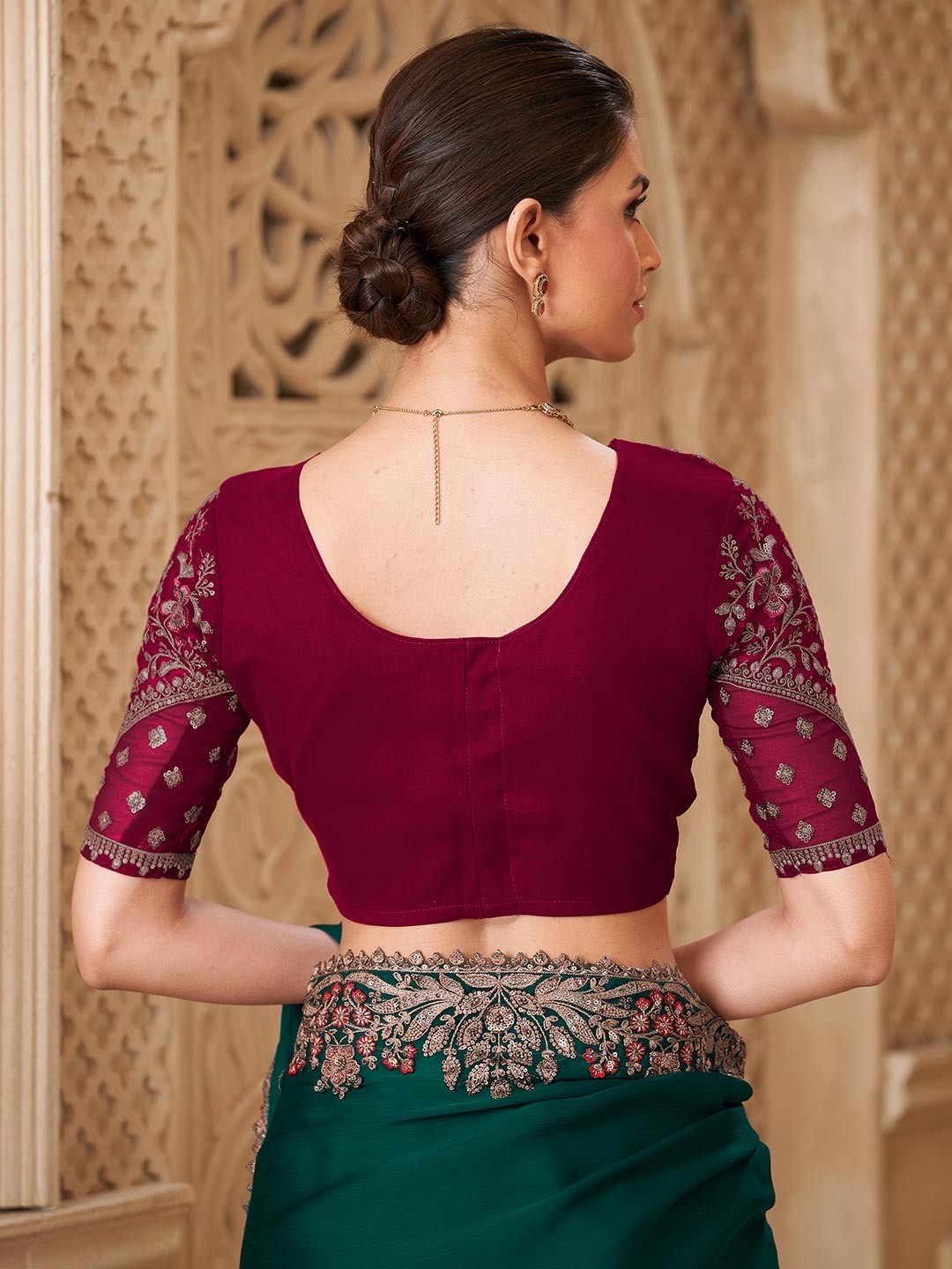 Dark Green Georgette Saree Featuring Detailed Embroidered Border - Image 2