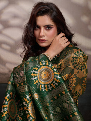 Graceful Mustard & Green Floral Zari Meenakari Weaving Art Silk Saree With Elegant Tassel Pallu - Image 2