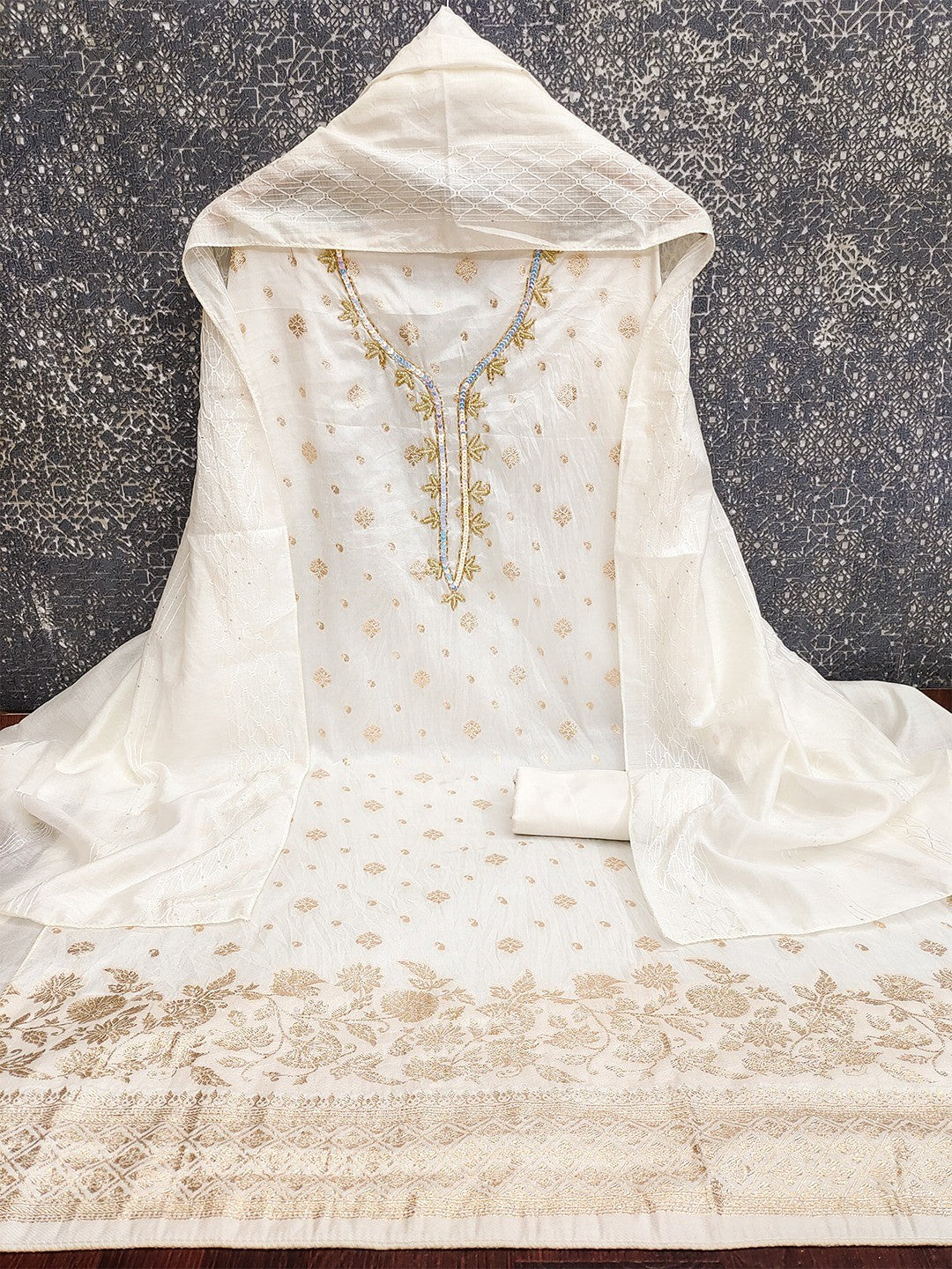Offwhite Floral Woven Banarasi Silk Dress Material Adorned With Sequins Hand Embellishment - Image 4