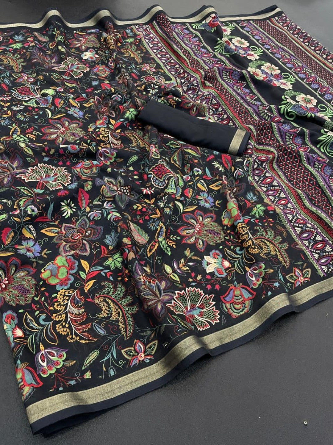 Ethnic Black Chanderi Silk Saree with Detailed Floral Pattern - Image 2
