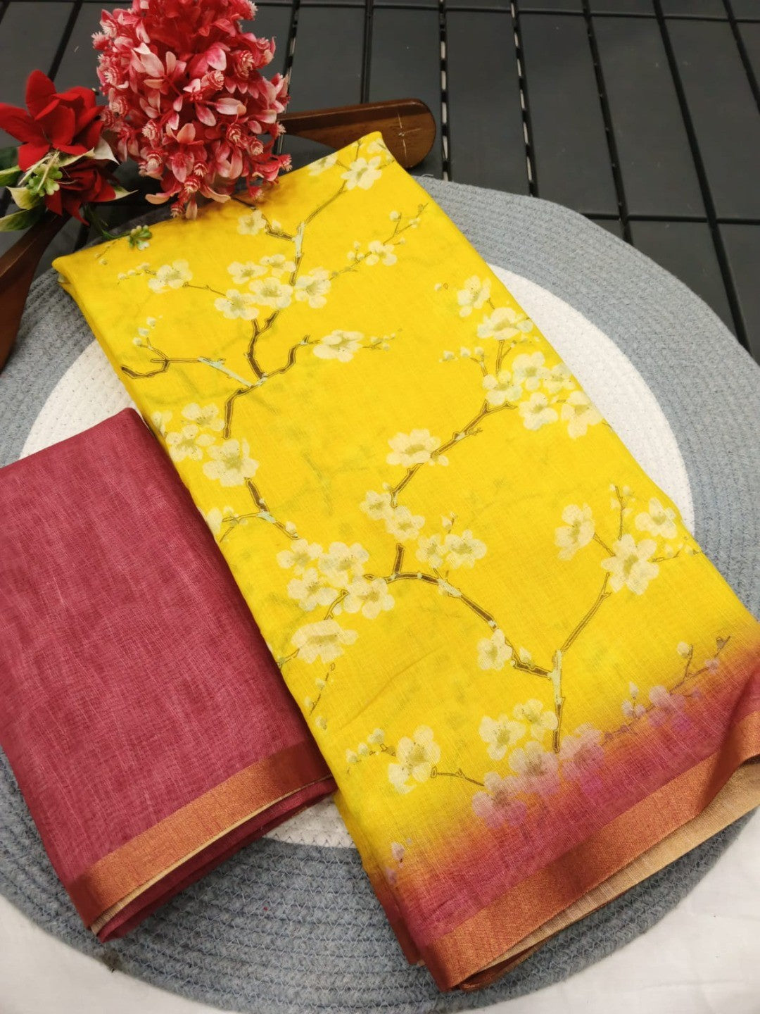 Elegant Yellow Floral Printed Linen Saree with Red Border - Image 4