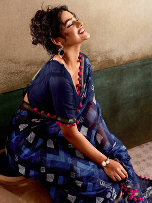 Elegant Blue Floral Printed Mulmul Cotton Saree With Soft Lightweight Drape - Image 2