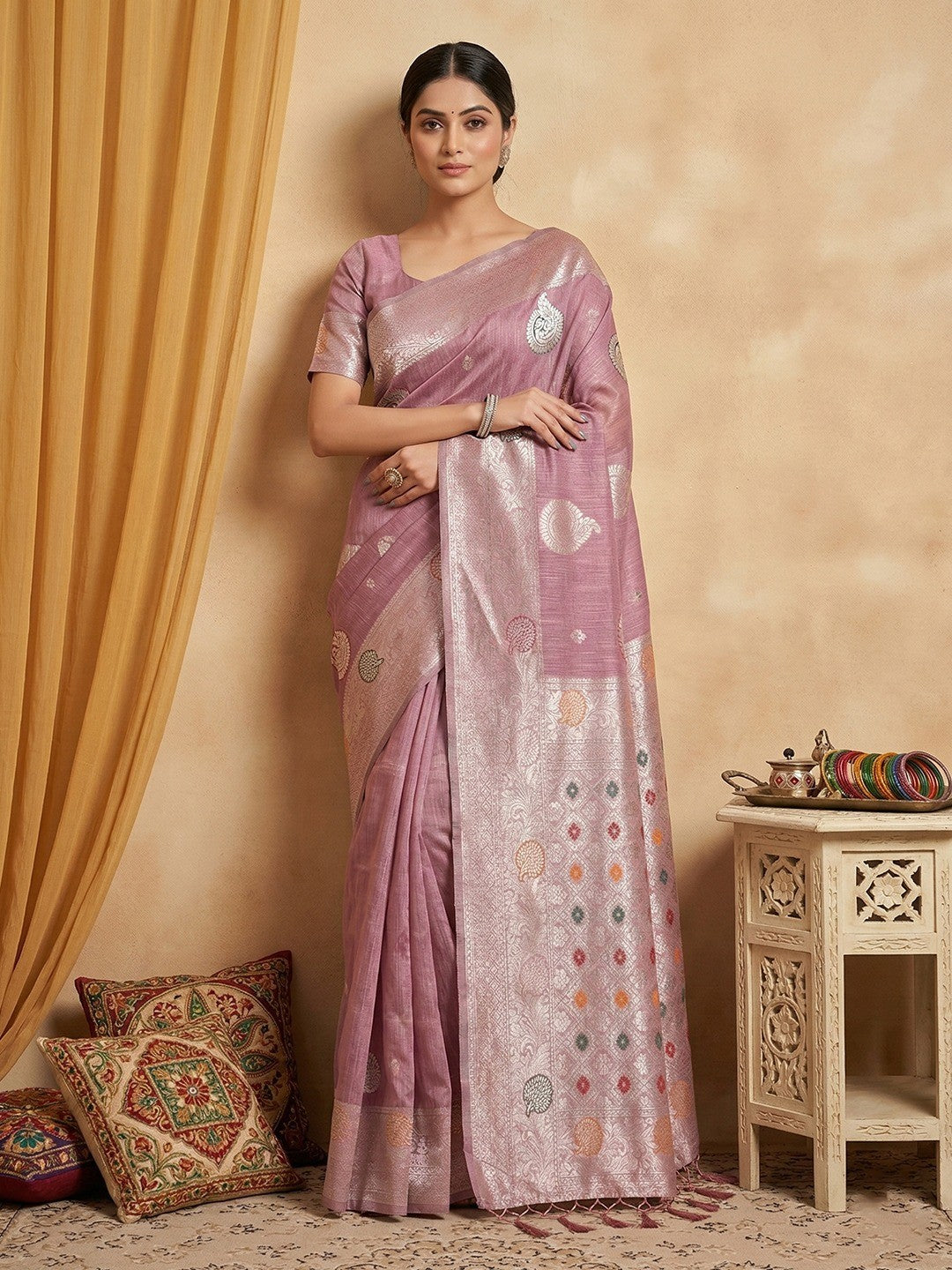 Ethnic Purple Silk Blend Saree with Stylish Woven Pattern Work - Image 2