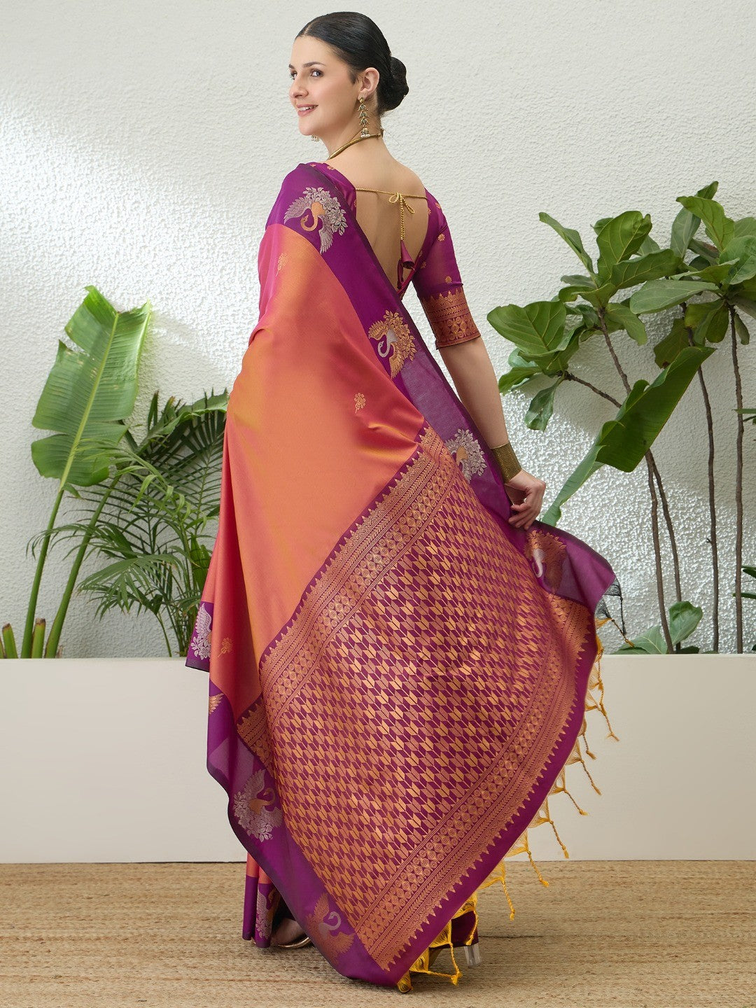 Elegant Burnt Orange Handloom Silk Saree with Woven Design - Image 8