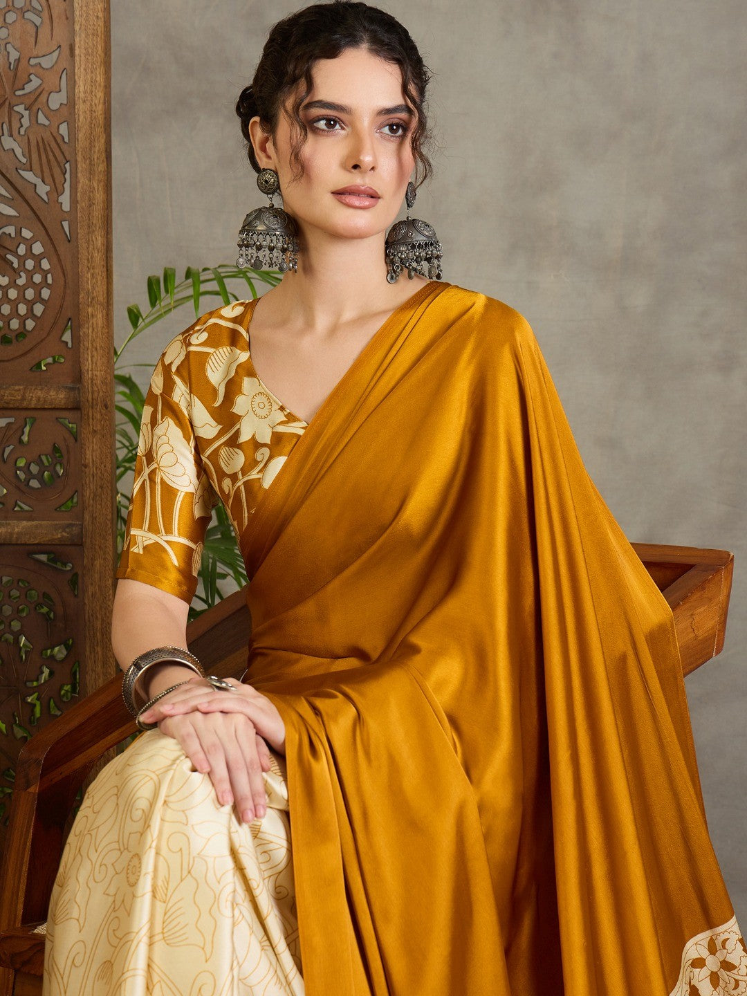 Ethnic Mustard Satin Saree with Detailed Kalamkari Printed Design - Image 7