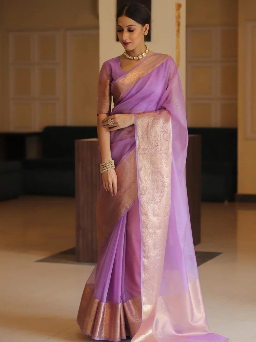 Classic Lavender Solid Organza Saree Featuring Floral Golden Zari Weaving Border - Image 7