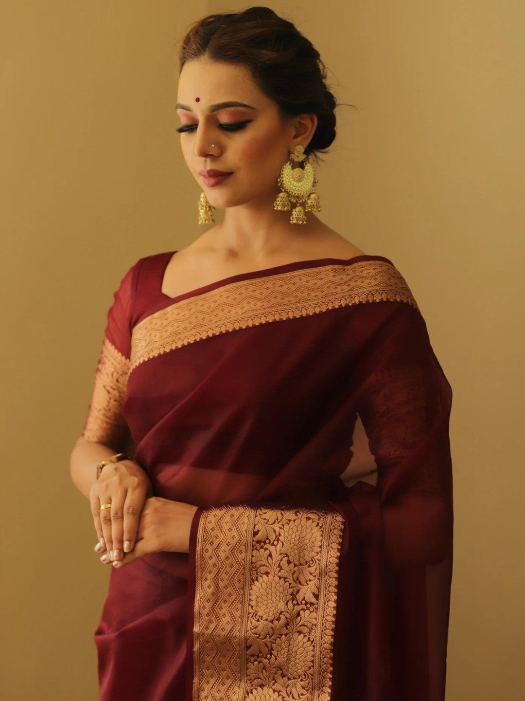 Classic Maroon Solid Organza Saree Featuring Floral Golden Zari Weaving Border - Image 7