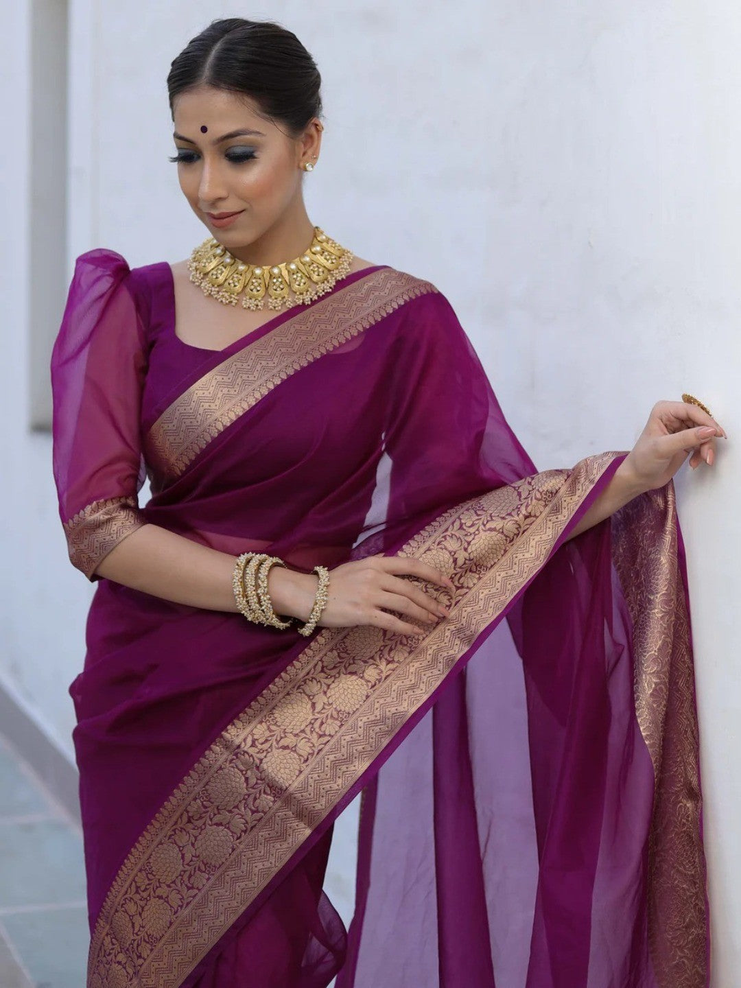 Classic Wine Solid Organza Saree Featuring Floral Golden Zari Weaving Border - Image 3