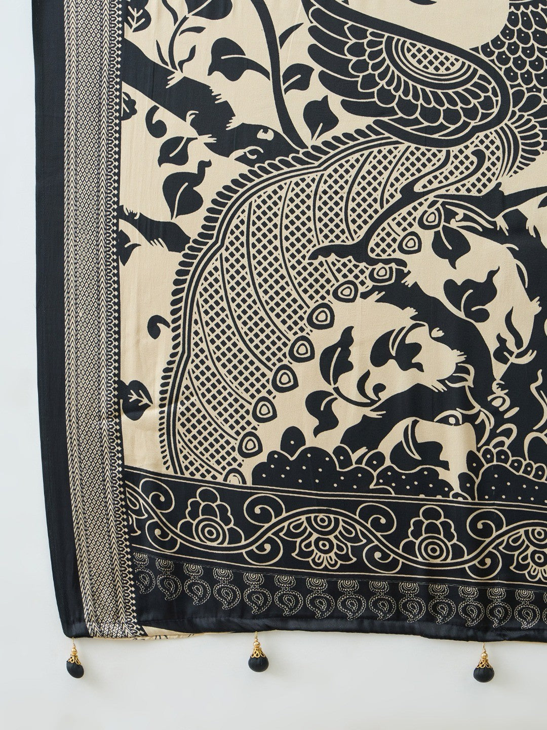 Cream Satin Saree with Elephant Print and Black Border - Image 2