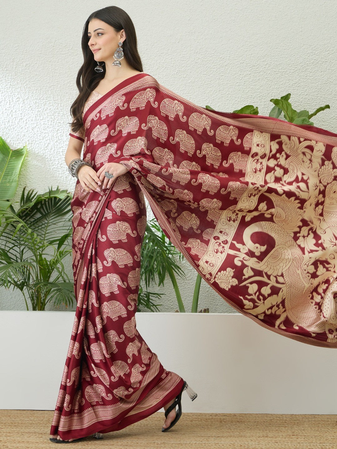 Fashionable Red Satin Saree with Artistic Abstract Printed Pattern - Image 8
