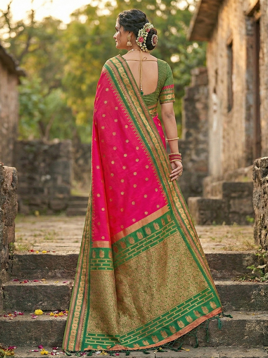 Elegant Pink Silk Blend Saree with Green and Gold Border - Image 3