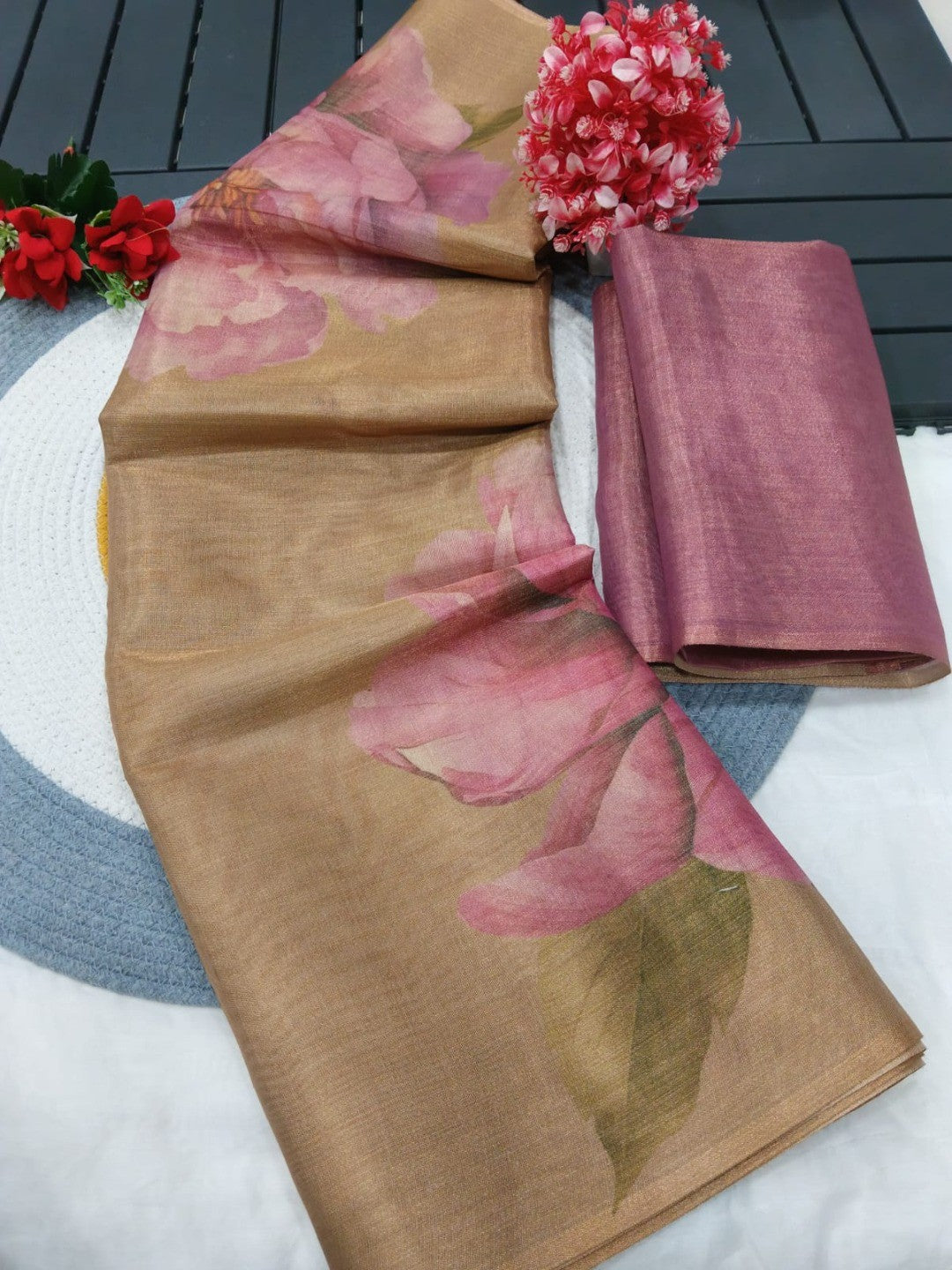 Beige Floral Printed Cotton Silk Saree For Festive Wear - Image 3