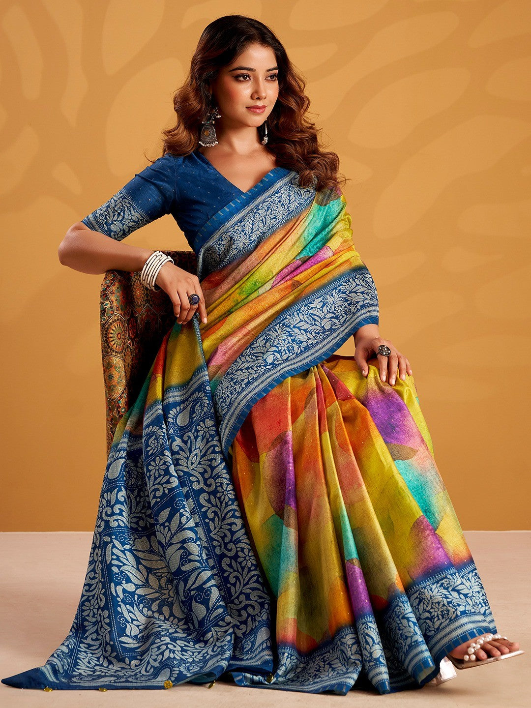 Trendy Multicolor Tussar Silk Saree with Eye-Catching Paisley Digital Print Pattern - Image 4