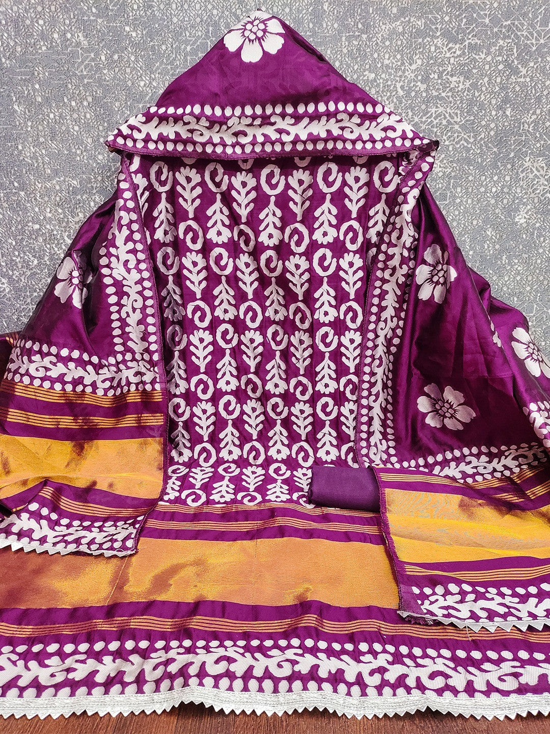 Designer Wine Floral Zari Woven Jacquard Dress Material With Classic Ethnic Appeal - Image 4