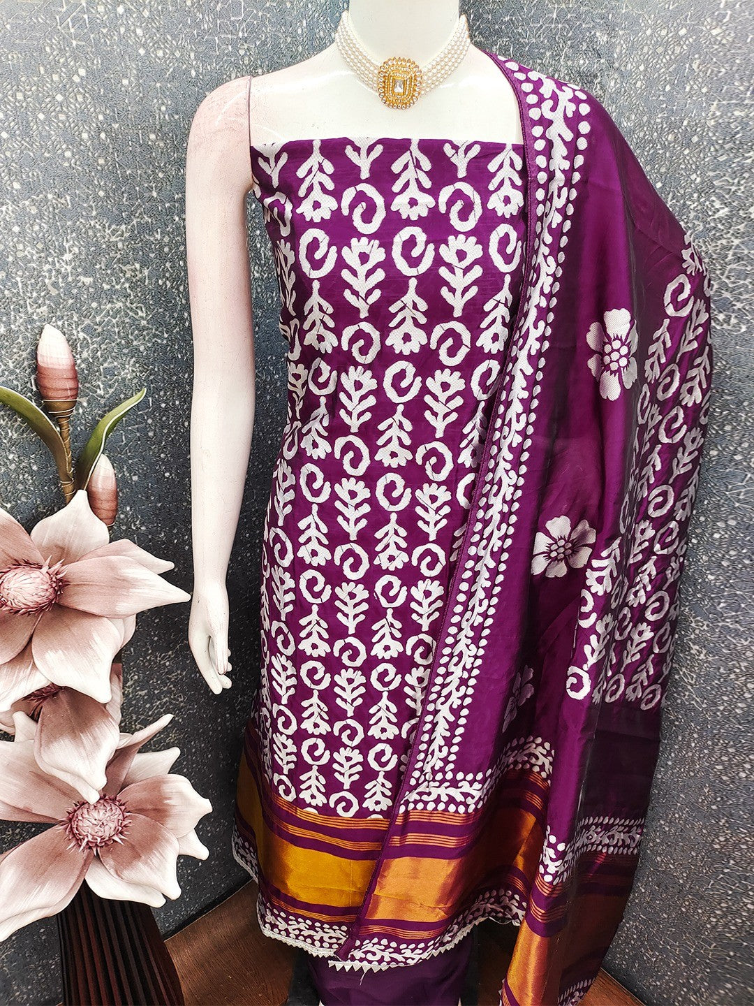 Designer Wine Floral Zari Woven Jacquard Dress Material With Classic Ethnic Appeal - Image 3