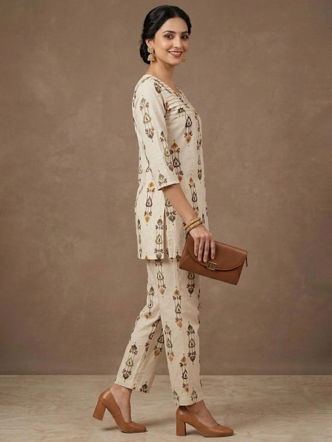 Casual Wear Off White & Maroon Printed Pure Cotton Co-Ord Set with Stylish Look - Image 4
