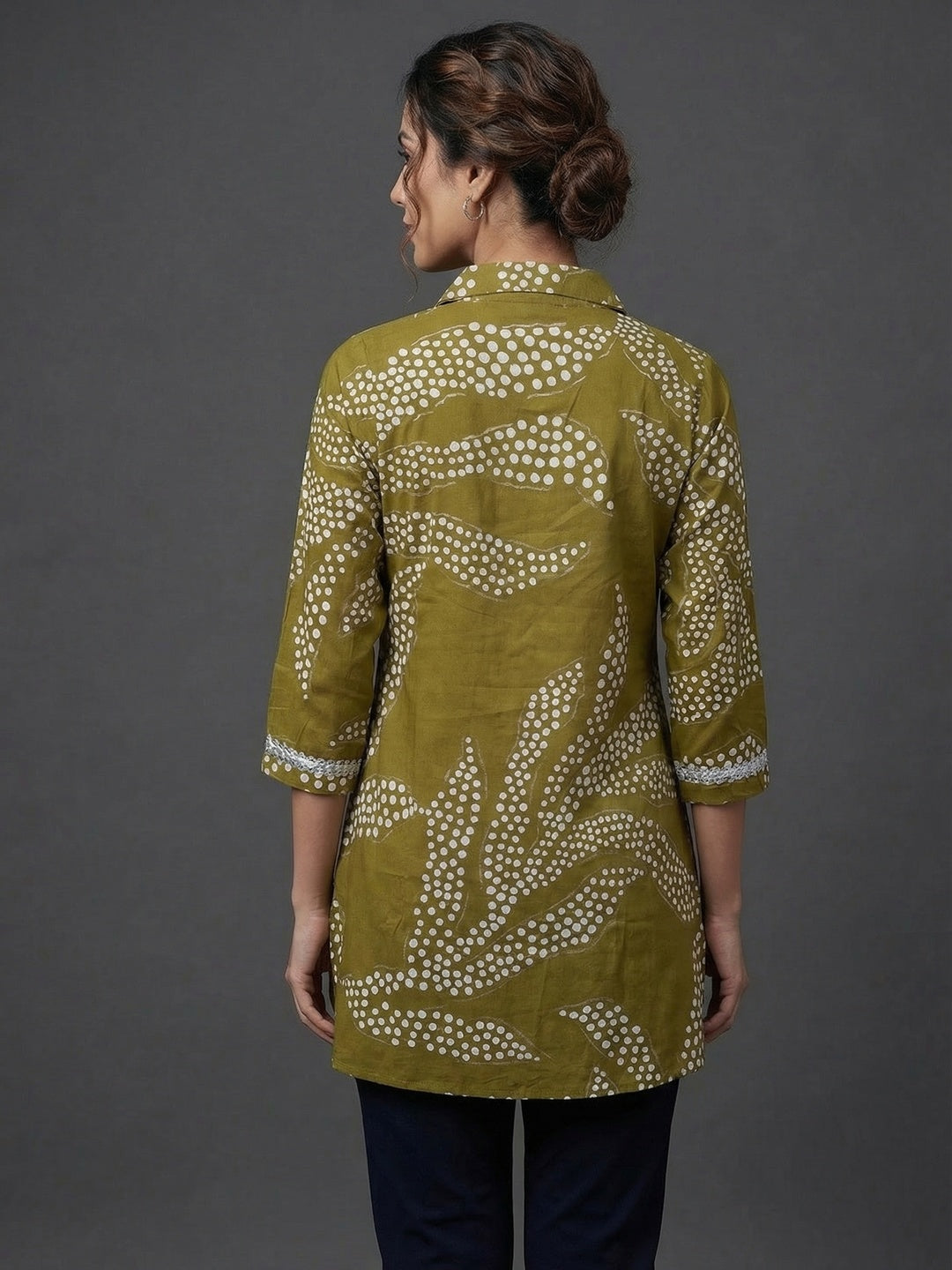 Green Rayon Top with White Print and Silver Detailing - Image 2