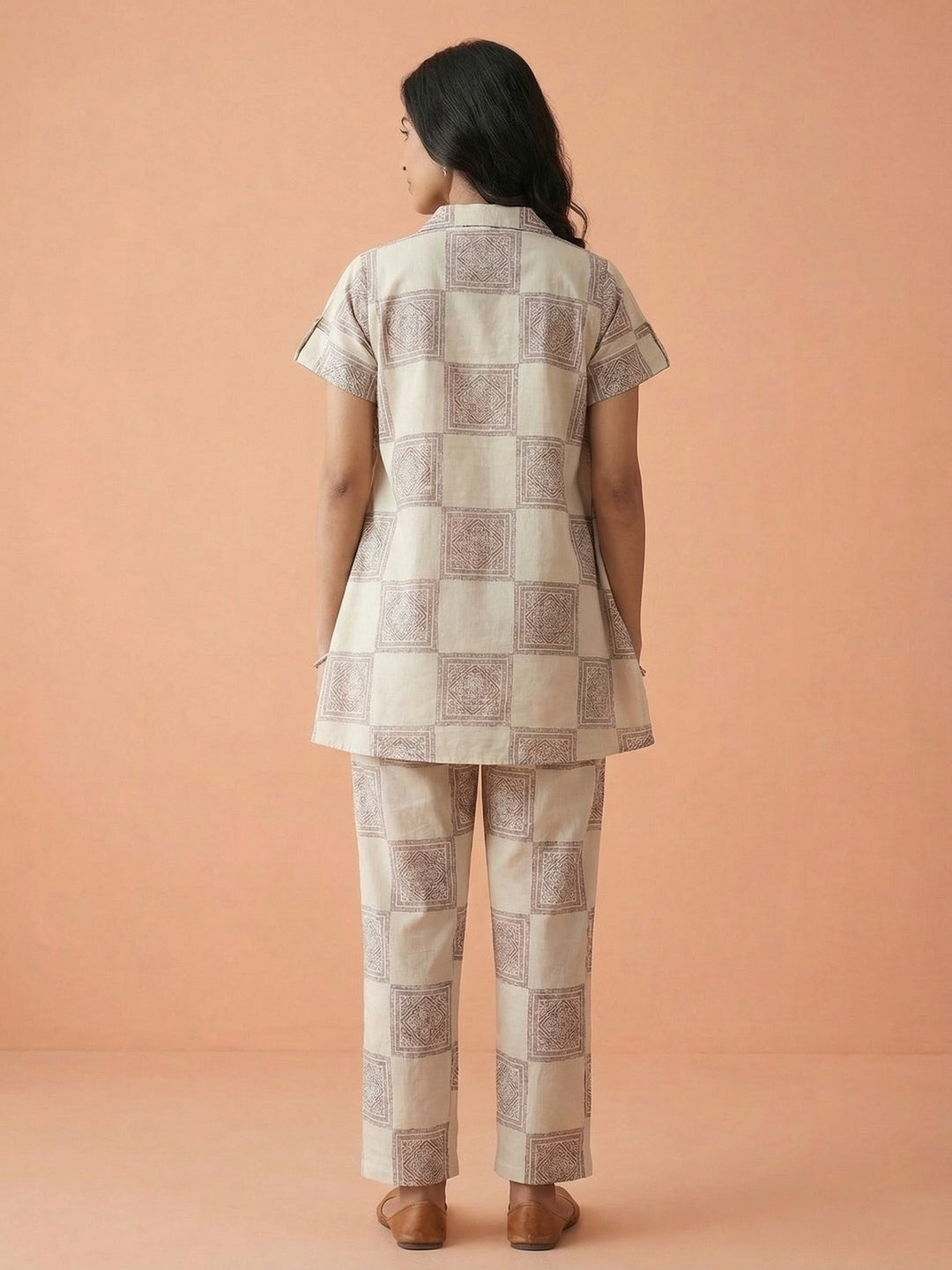 Offwhite & Maroon Pure Cotton Top Bottom Set with Block Print Design - Image 3