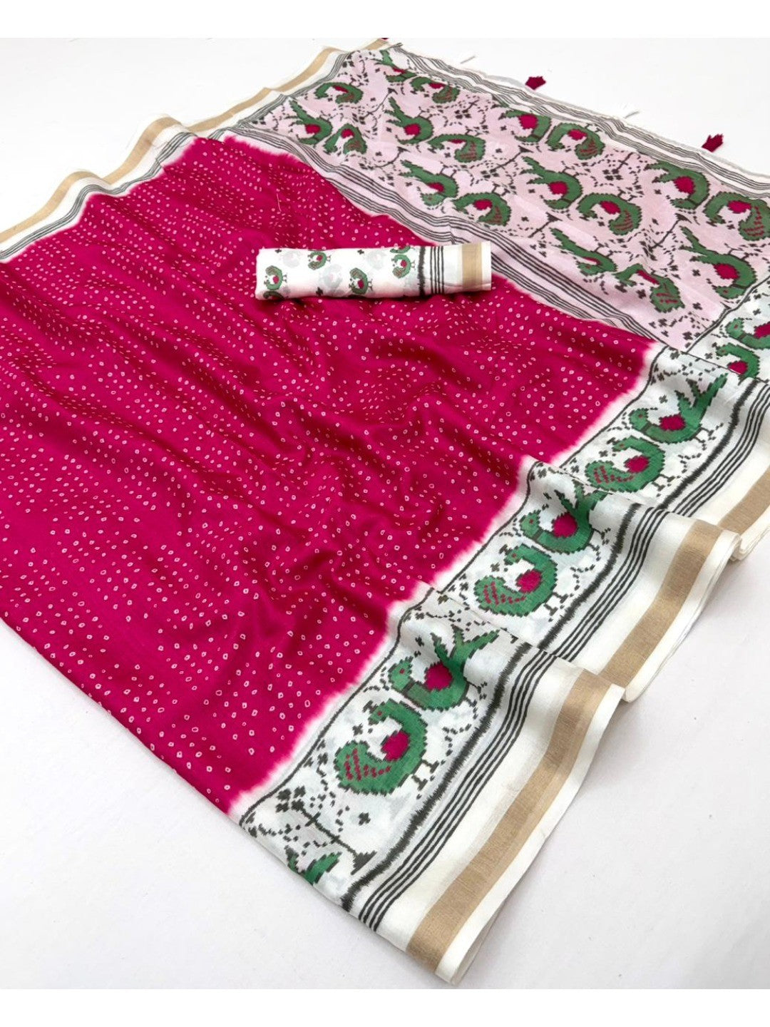 Classic Pink Bandhani Printed Saree Featuring Bird Motif Pallu With Elegant Tassel Work - Image 3