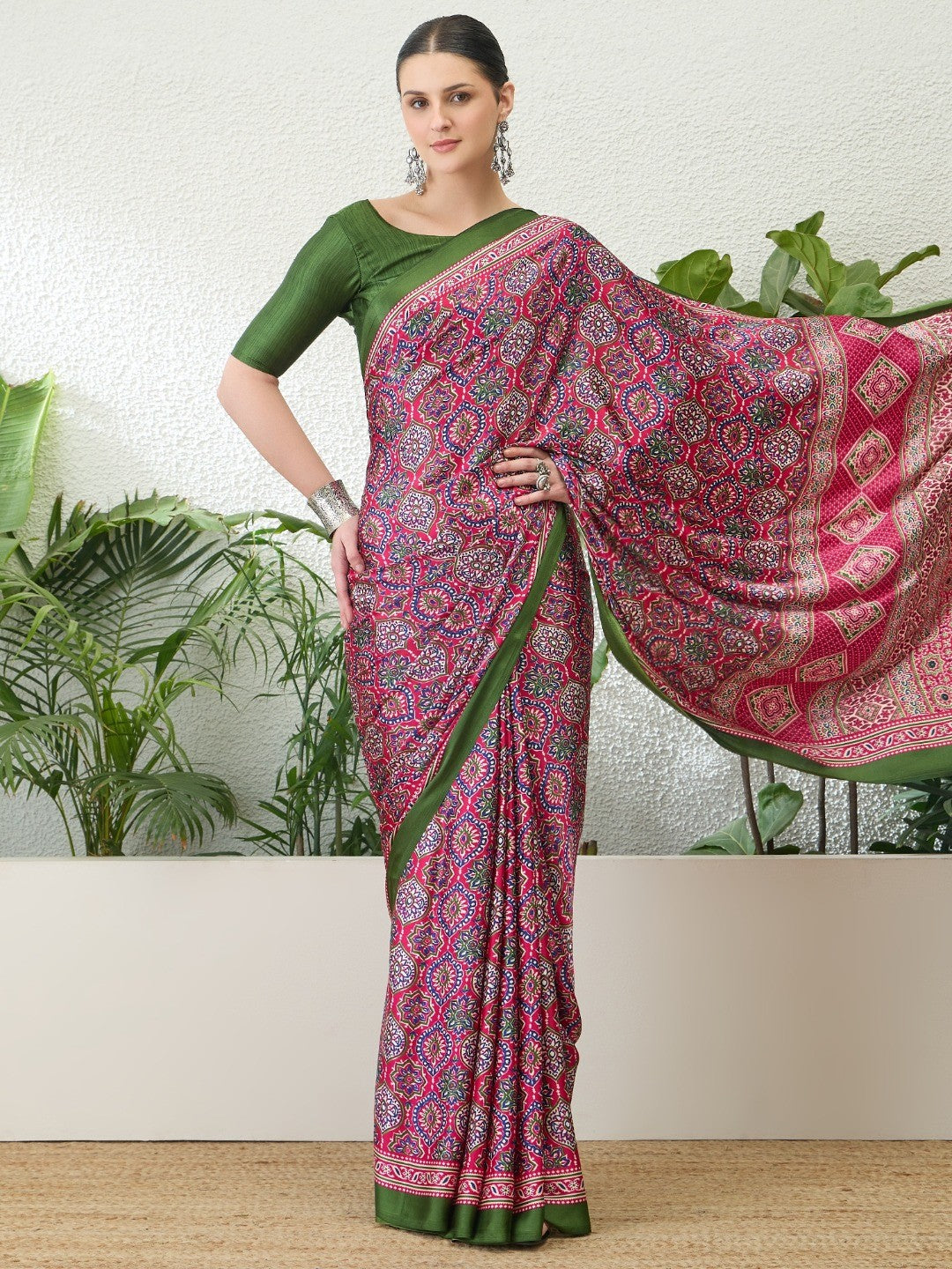 Sophisticated Pink Floral Print Satin Saree With Ethnic Latkan Pallu - Image 8