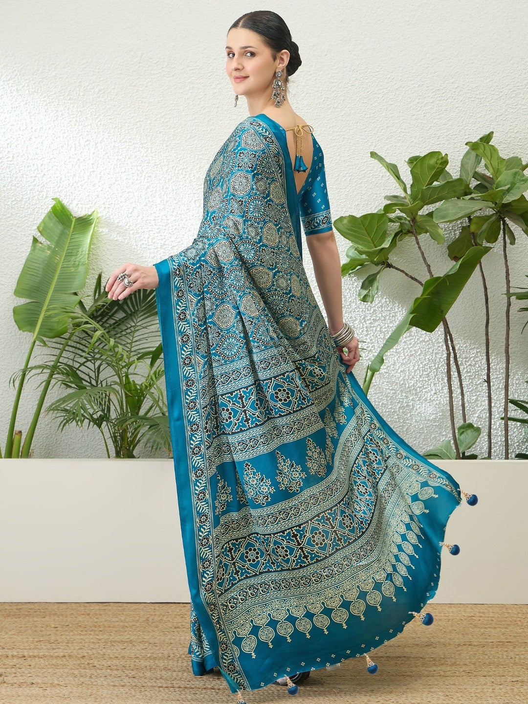 Charming Teal Blue Floral Printed Satin Saree Beautified With Decorative Latkan Pallu - Image 7