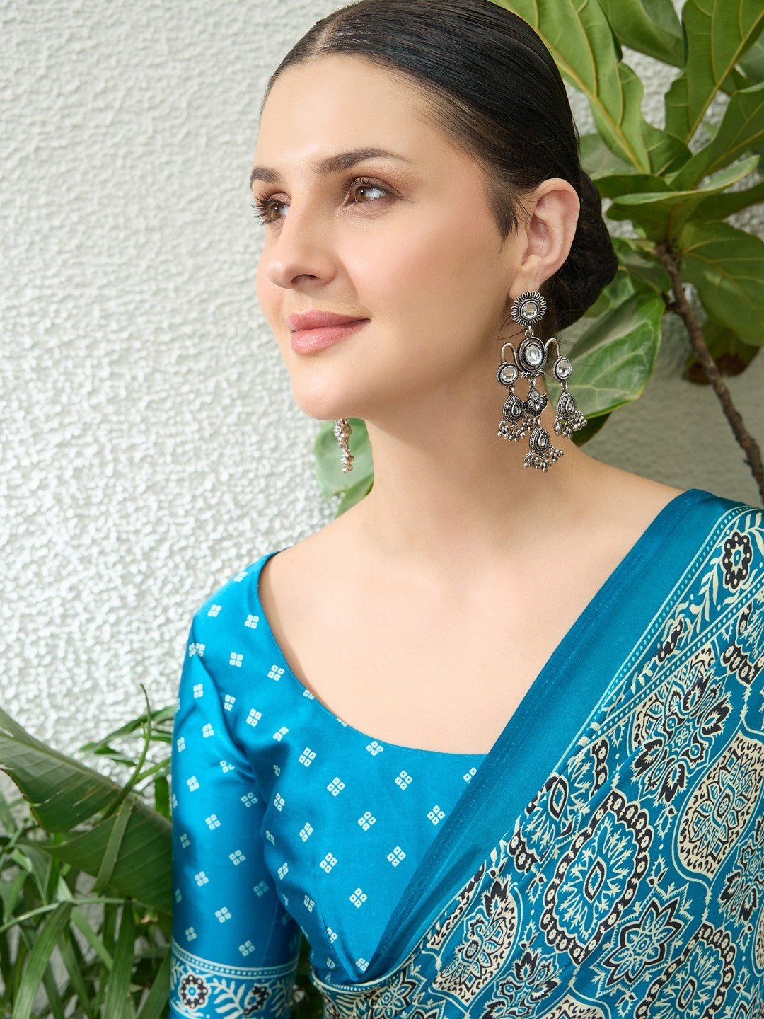 Charming Teal Blue Floral Printed Satin Saree Beautified With Decorative Latkan Pallu - Image 4