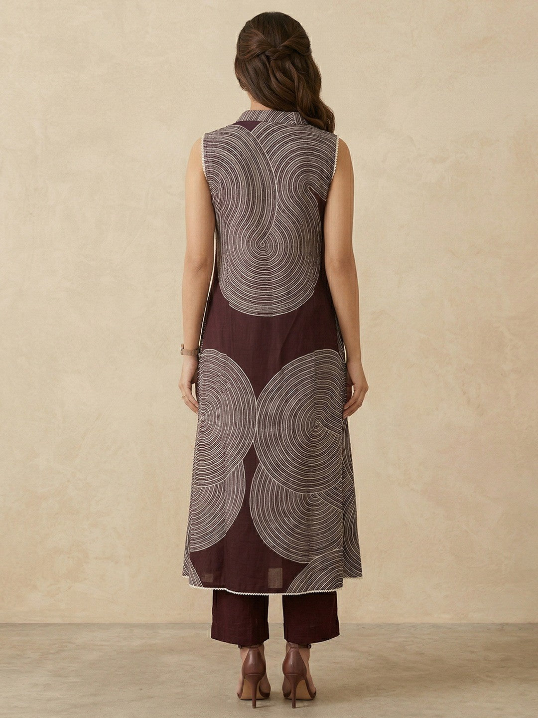 Wine Rayon Top Bottom Set with Abstract Print and Lace Detail - Image 3