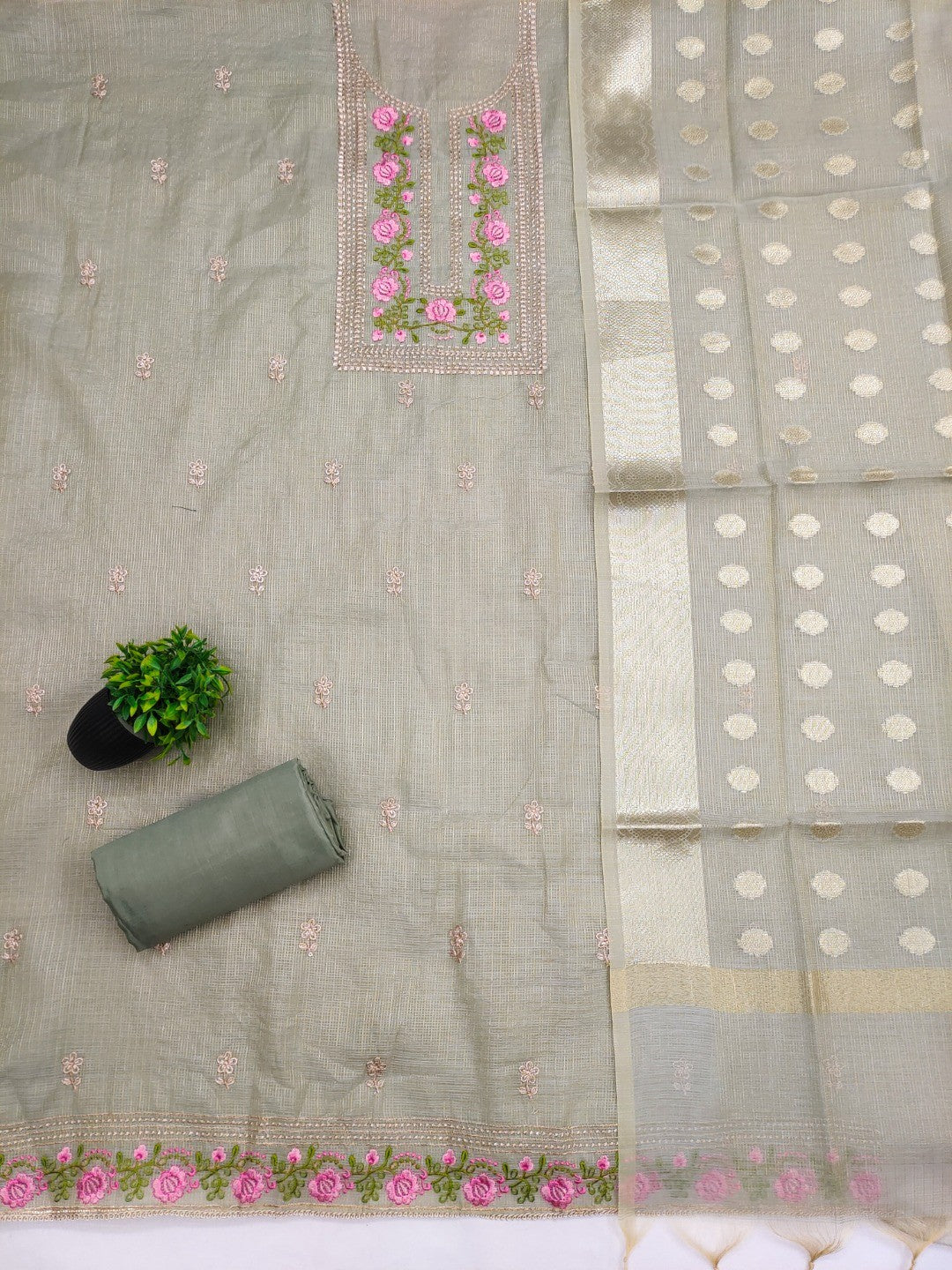 Charming Grey Kota Doria Banarasi Dress Material Enhanced With Fine Floral Threadwork Embroidery - Image 3