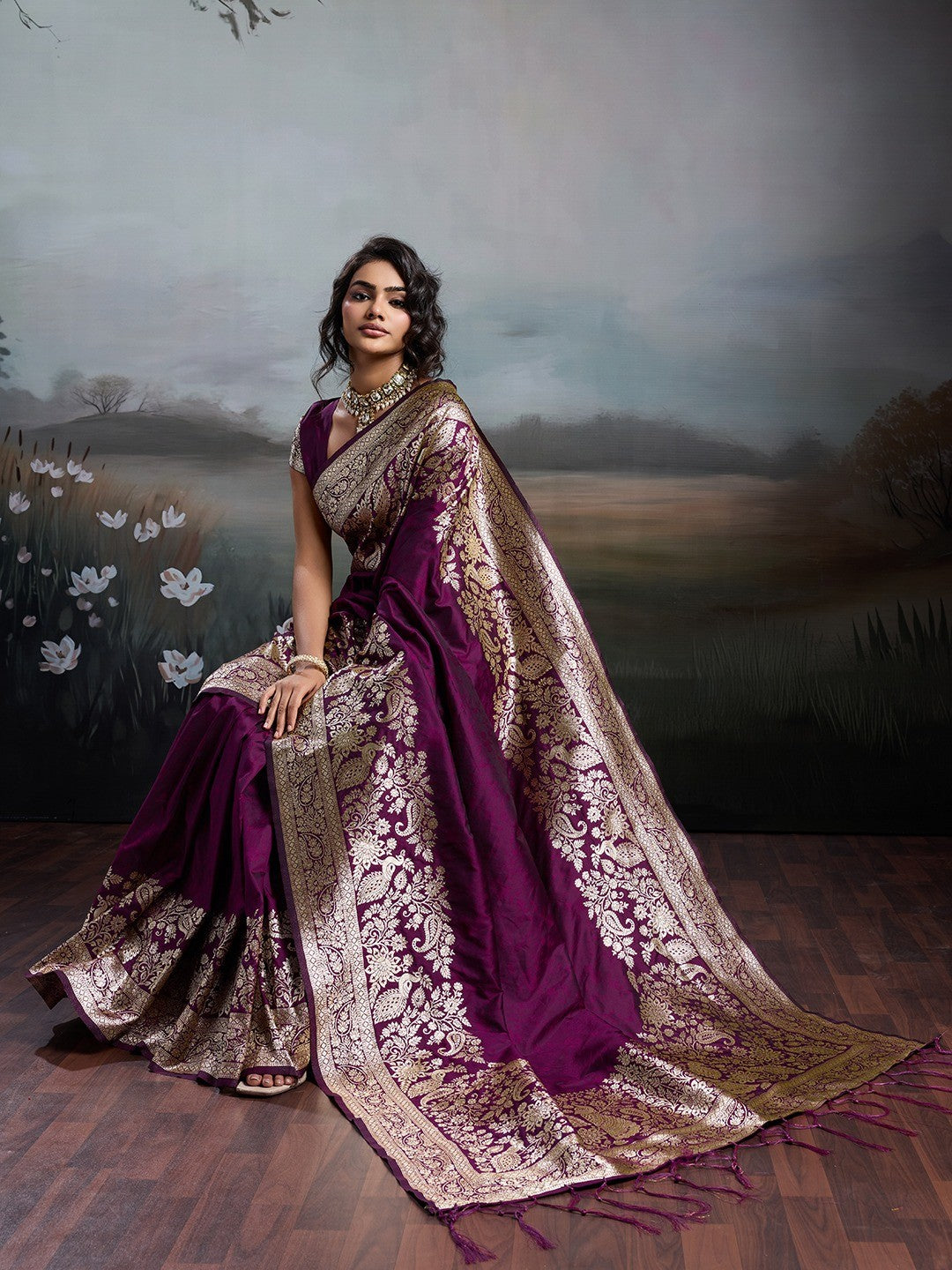 Rich Wine Floral & Peacock Motif Weaving Silk Blend Saree With Decorative Tassel Pallu - Image 5