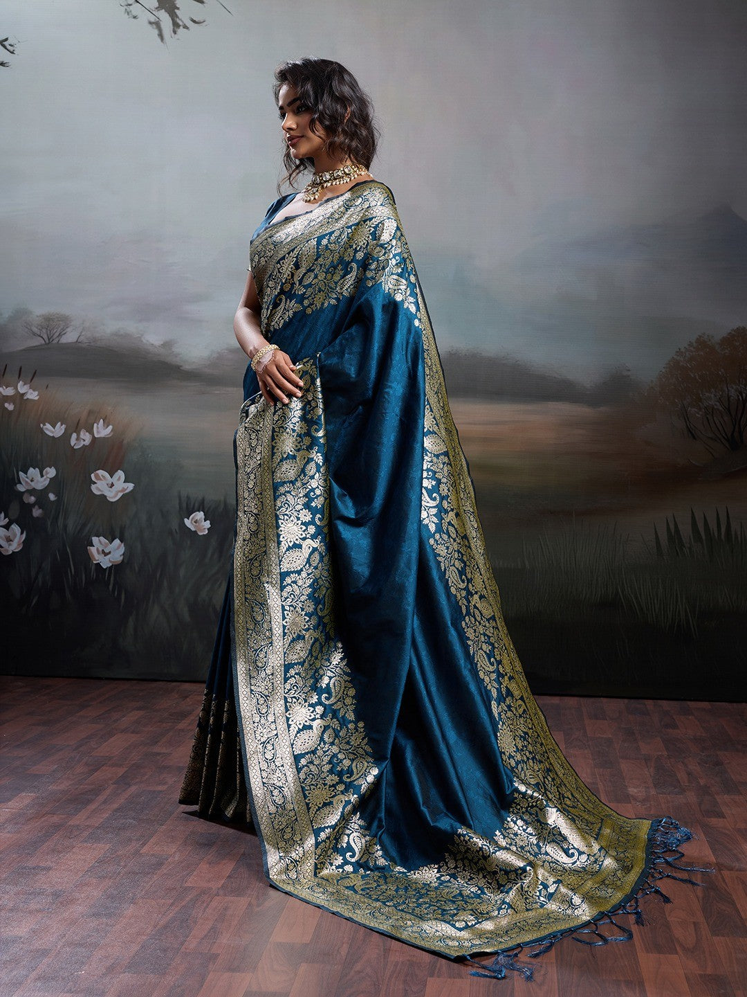 Rich Morpich Blue Floral & Peacock Motif Weaving Silk Blend Saree With Decorative Tassel Pallu - Image 3